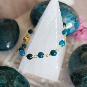 Handmade Blue Apatite healing bracelet
